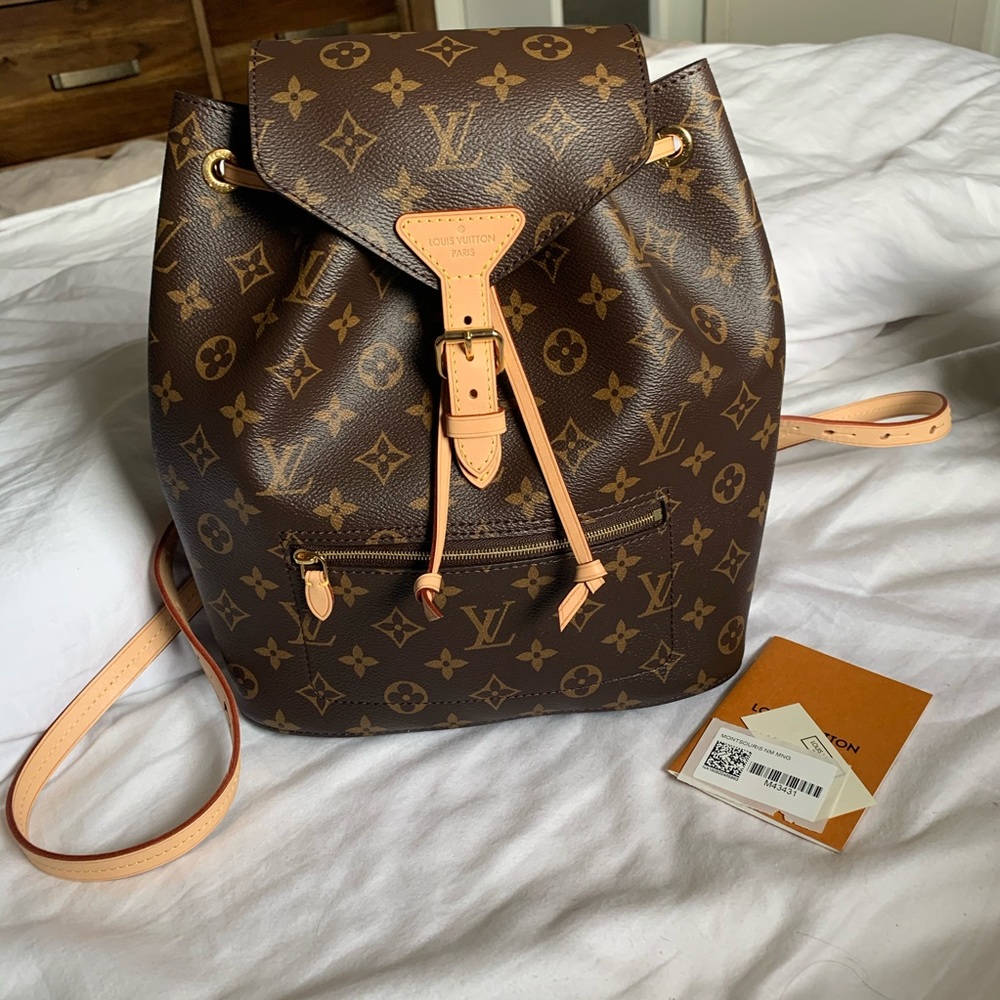 repost - Louis Vuitton Montsouris Backpack (2018)